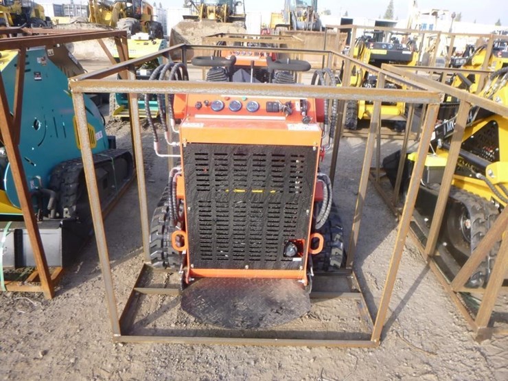 2025-agt-lrt23-skid-steer-track-loader-image-6