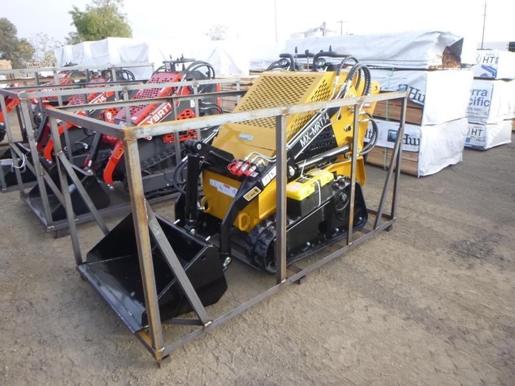 2025-agt-mx-mrt14-skid-steer-track-loader-image-1