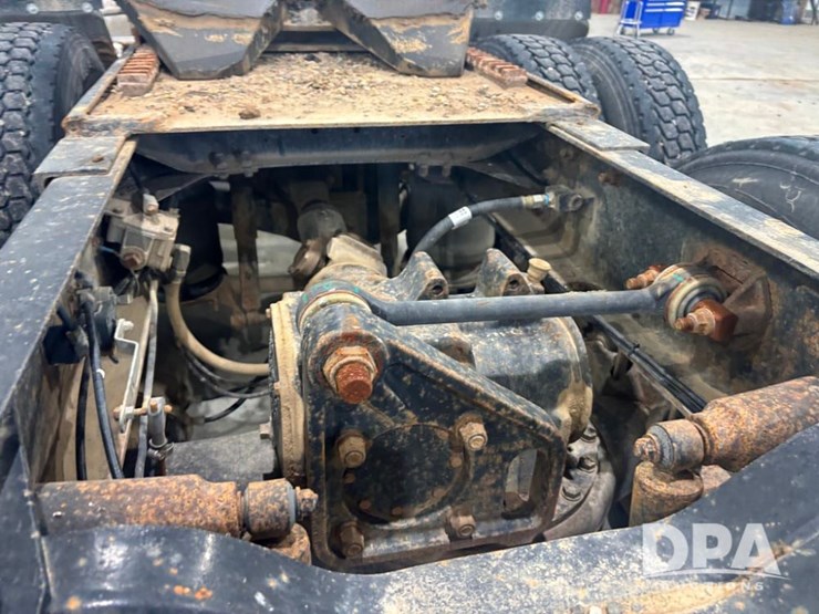 1993-mack-ch613-image-34