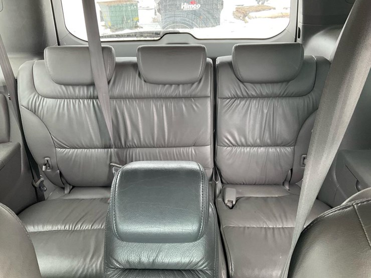 2010-honda-odyssey-touring-image-73