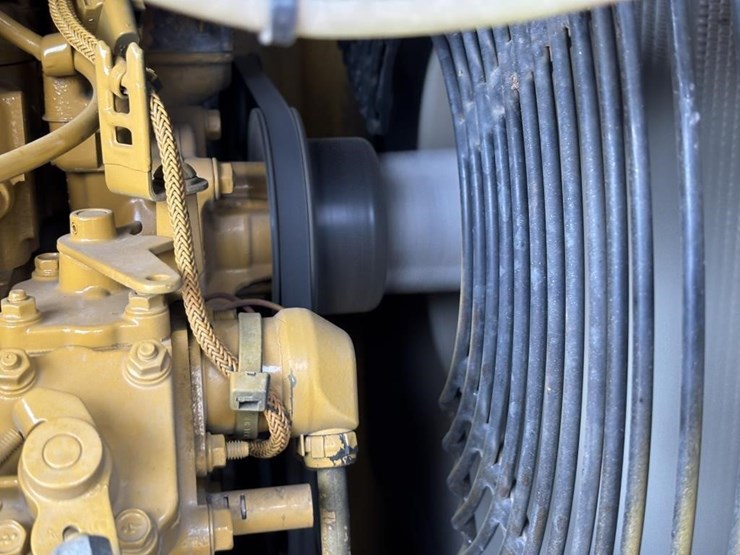 caterpillar-305.5e2-image-56