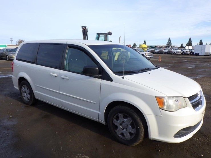 dodge-grand-caravan-image-2