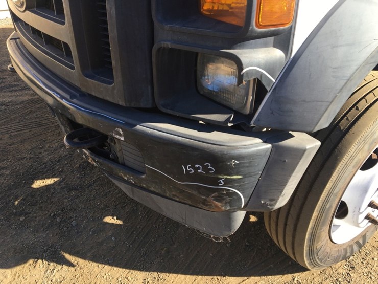 ford-f550-xl-image-14