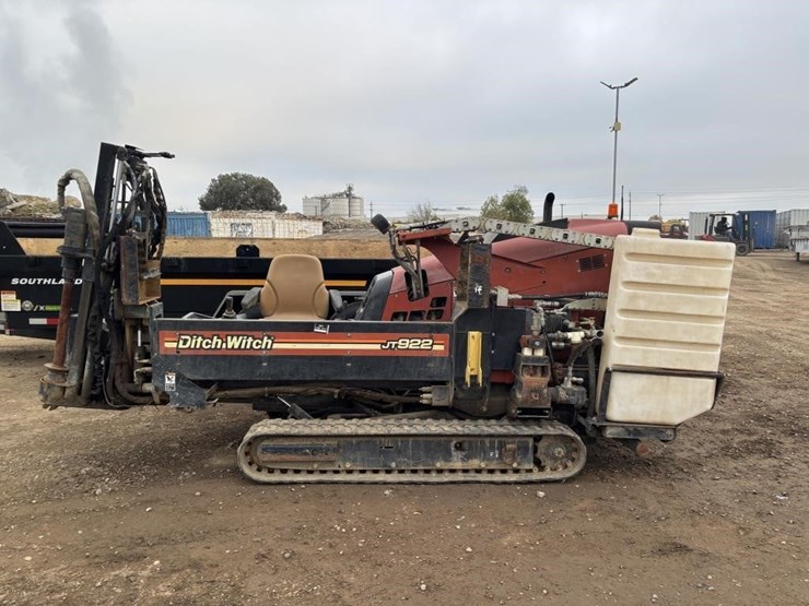 ditch-witch-jt922-image-5