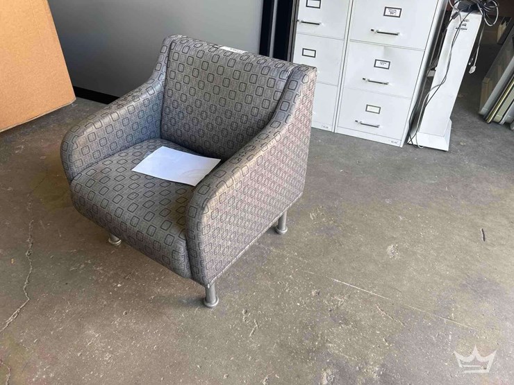 office-couches-and-chair-image-1