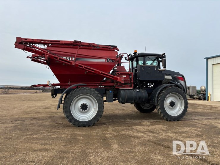 2018-case-ih-810-image-5