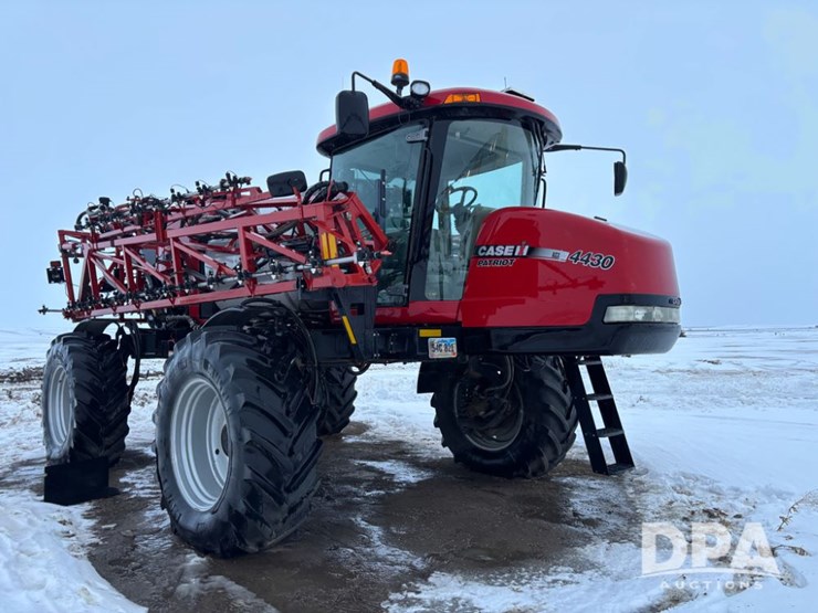 2016-case-ih-2016-image-1