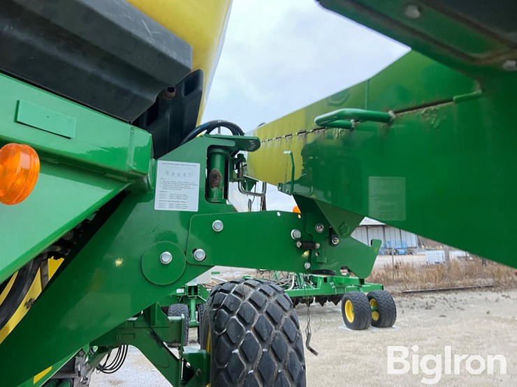 john-deere-1890-image-16