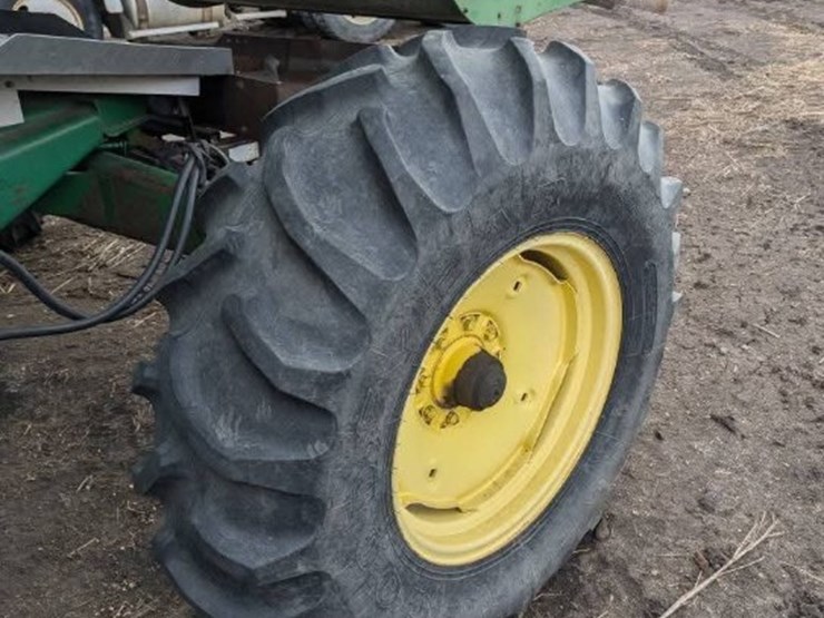 john-deere-8820-image-6