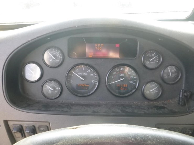 auto-crane-6006h-image-23