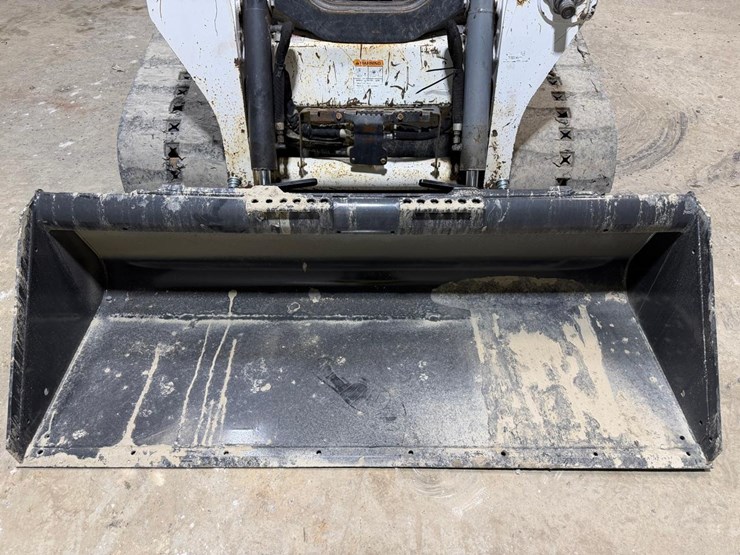 2019-bobcat-t595-image-9