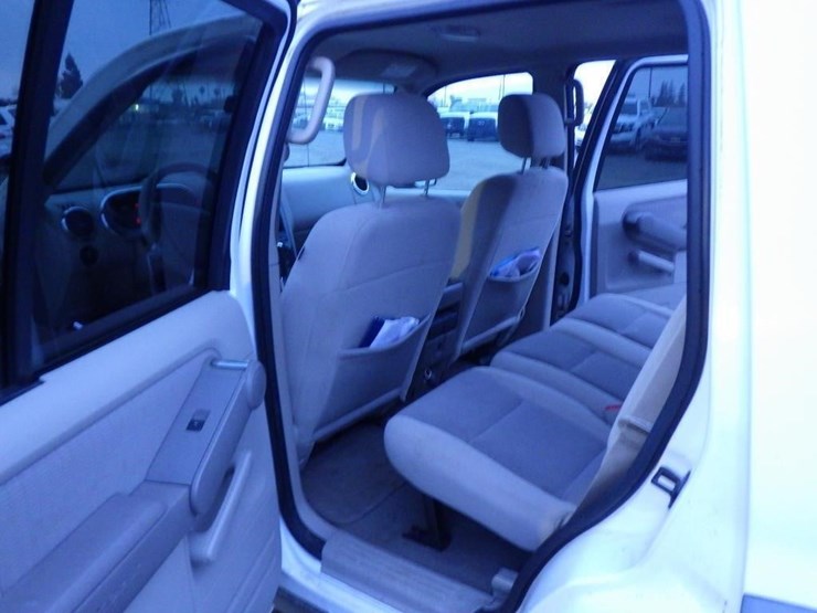 ford-explorer-image-7