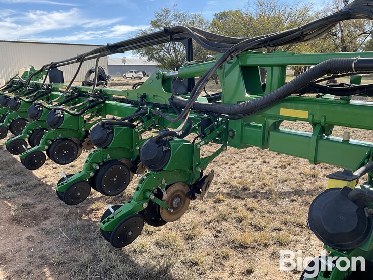 john-deere-db90-image-18