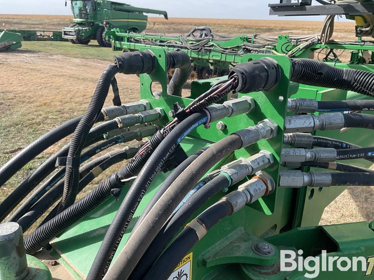 2019-john-deere-1775nt-image-9