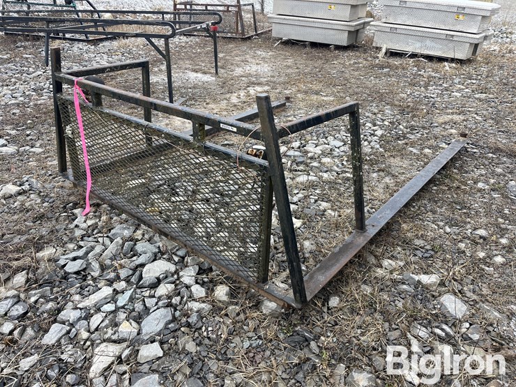 pickup-bed-headache-rack-image-1