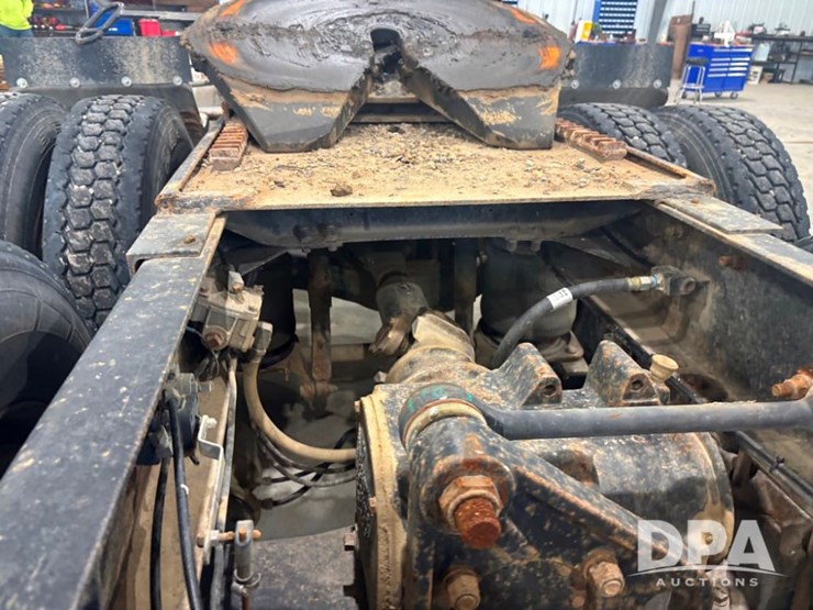 1993-mack-ch613-image-35