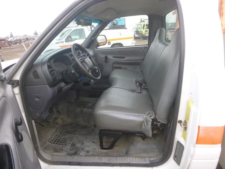 2002-dodge-ram-2500-image-8