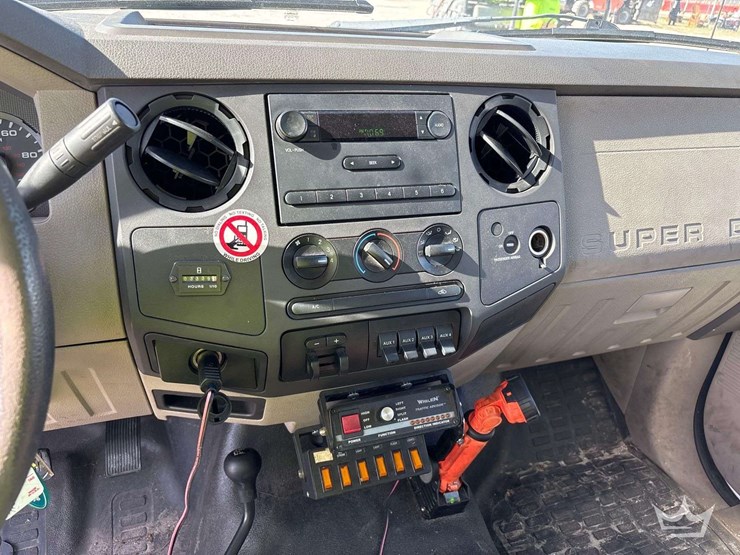 2010-ford-f-550-4x4-venturo-ht40kx-3-ton-crane-mechanics-truck-image-47