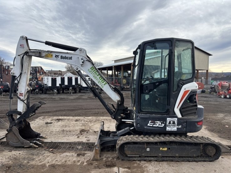 2019-bobcat-e35-image-2