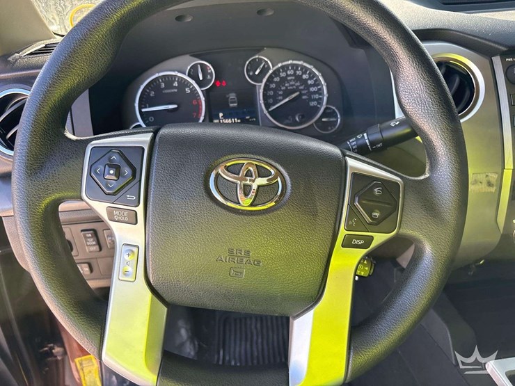 2017-toyota-tundra-sr5-ext.-cab-pickup-truck-image-11