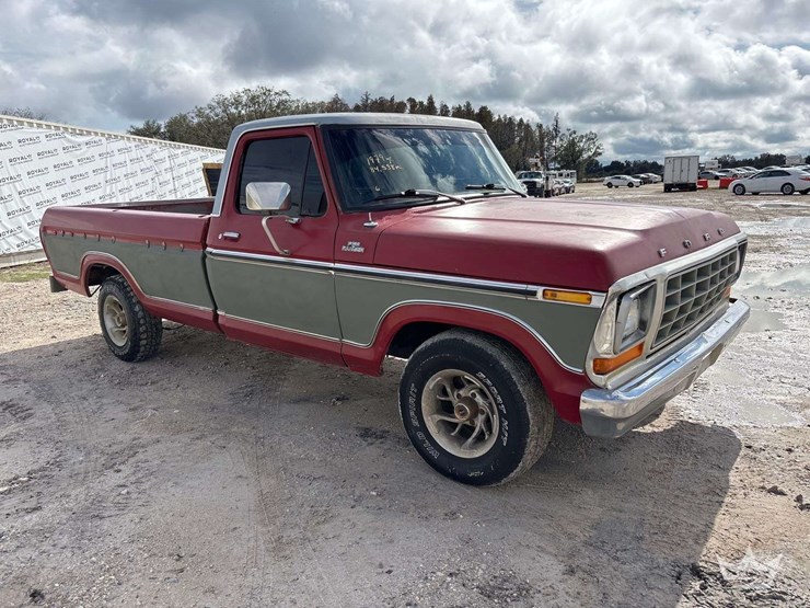 1979-ford-f-100-ranger-pickup-truck-image-2