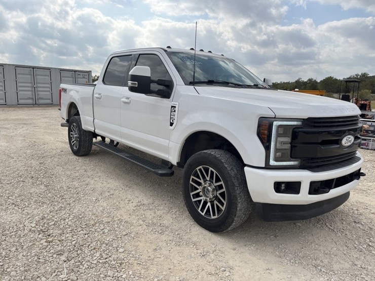 2019-ford-f250-image-3