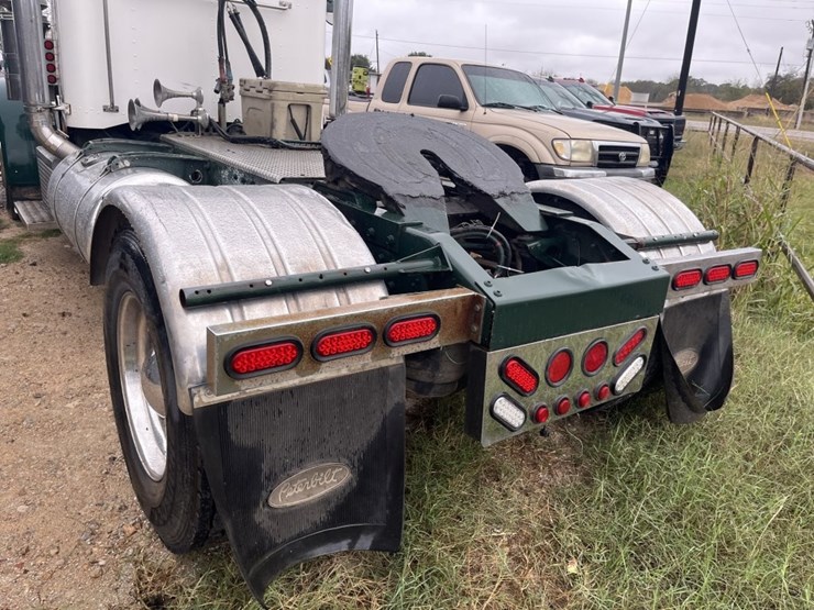 1988-peterbilt-379-image-4