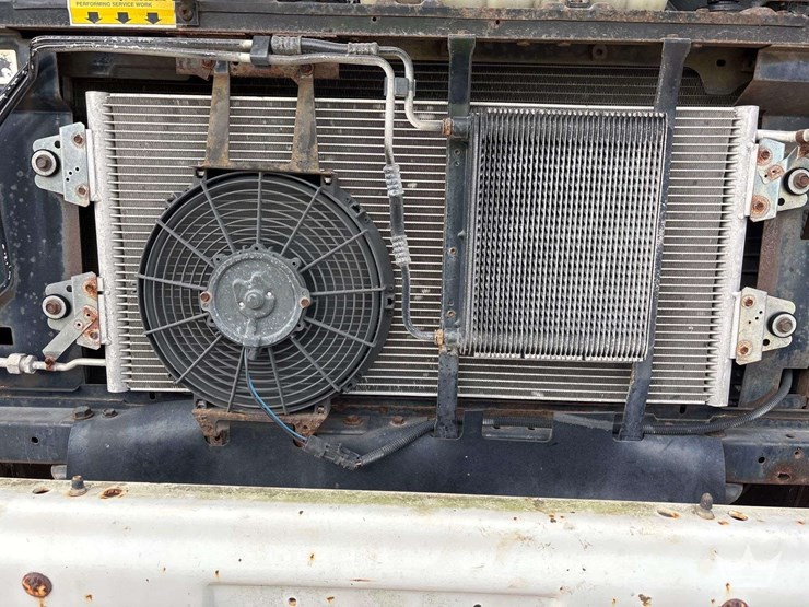 2001-workhorse-custom-chassis-p42-delivery-truck-image-10