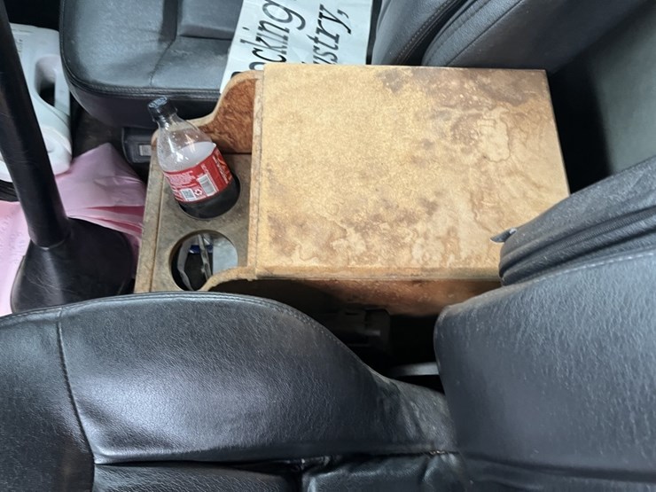 1988-peterbilt-379-image-13