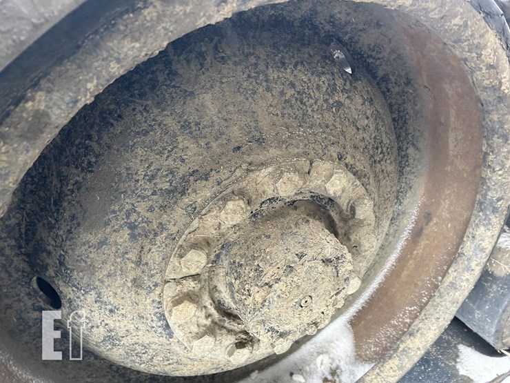 2004-challenger-mt855-image-20