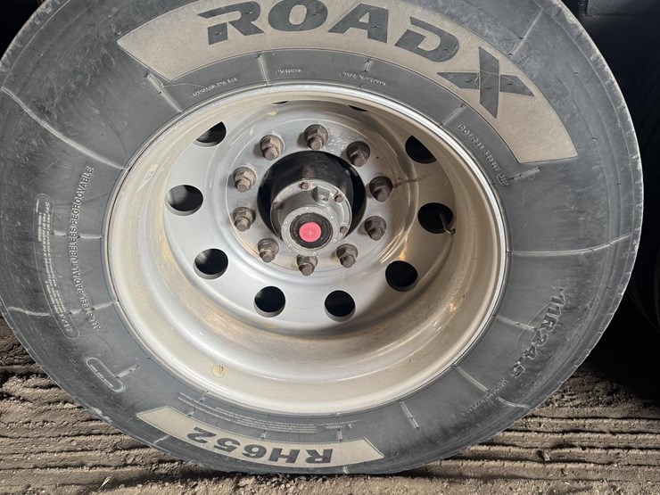 2024-timpte-grain-trailer-image-11