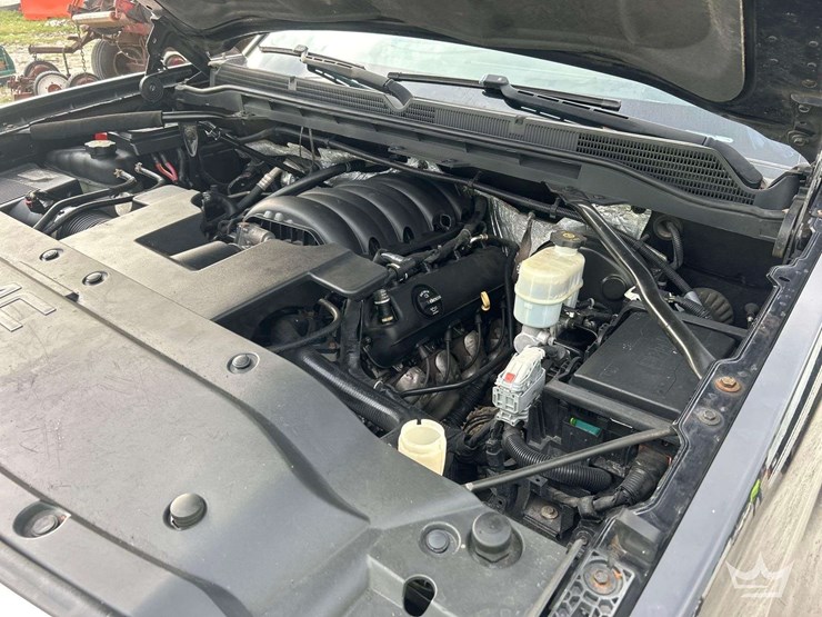 2014-gmc-sierra-slt-crew-cab-pickup-truck-image-7