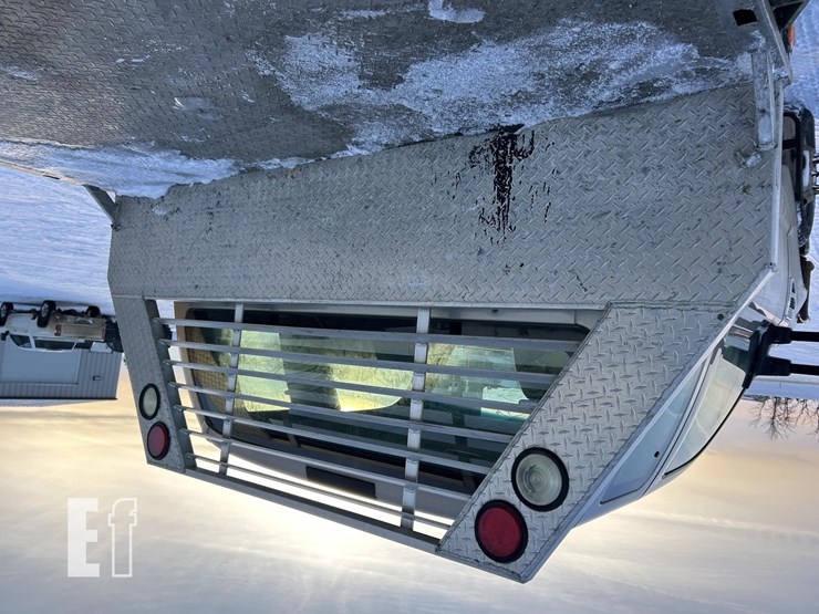 ford-f350-xlt-image-22