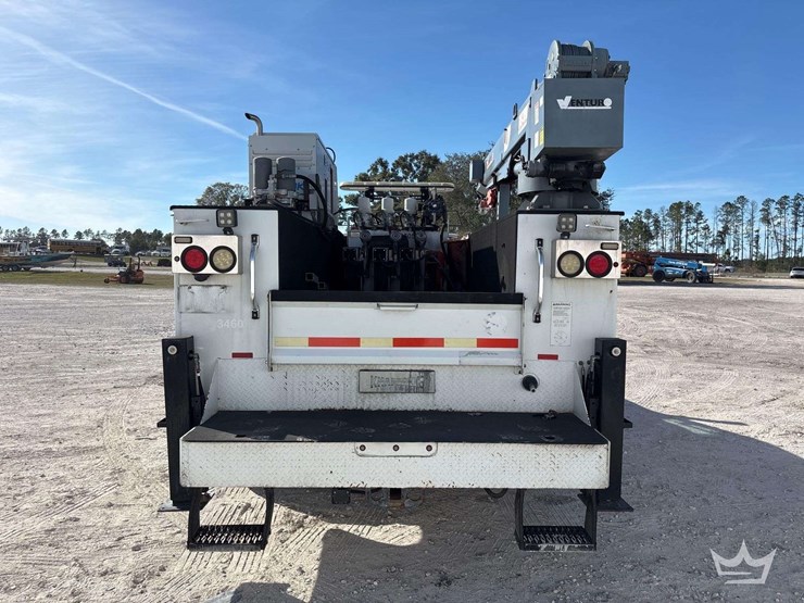 2010-ford-f-550-4x4-venturo-ht40kx-3-ton-crane-mechanics-truck-image-55