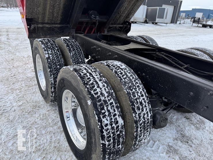 2004-mack-granite-cv713-image-88