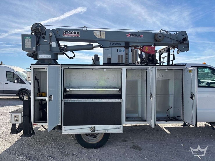 2010-ford-f-550-4x4-venturo-ht40kx-3-ton-crane-mechanics-truck-image-27