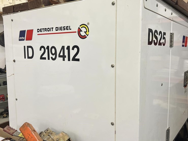 2006-john-deere-2-image-3