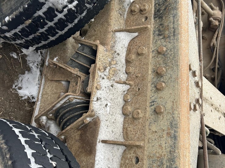 1997-ford-lt8000-image-54