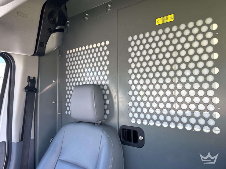 2017-ford-transit-250-cargo-van-image-20