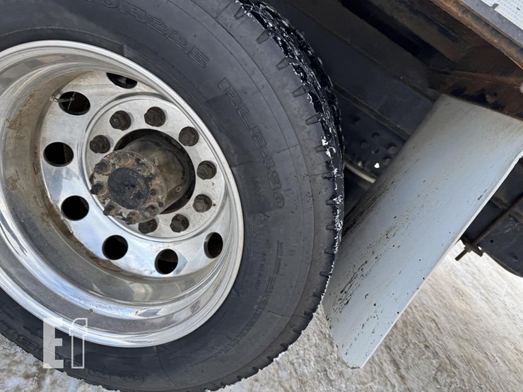 international-durastar-4400-image-12