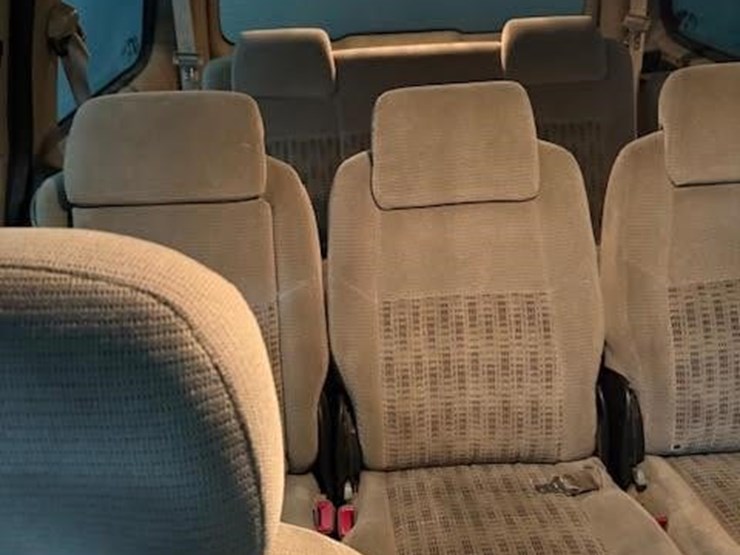 2005-chevrolet-venture-ls-image-2