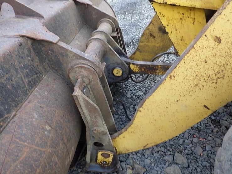 komatsu-wa250-5-image-11