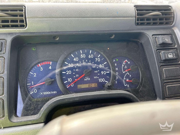 2005-mitsubishi-fuso-fe84d-auto-crane-3203-prx-3,200-lb-crane-utility-truck-image-24