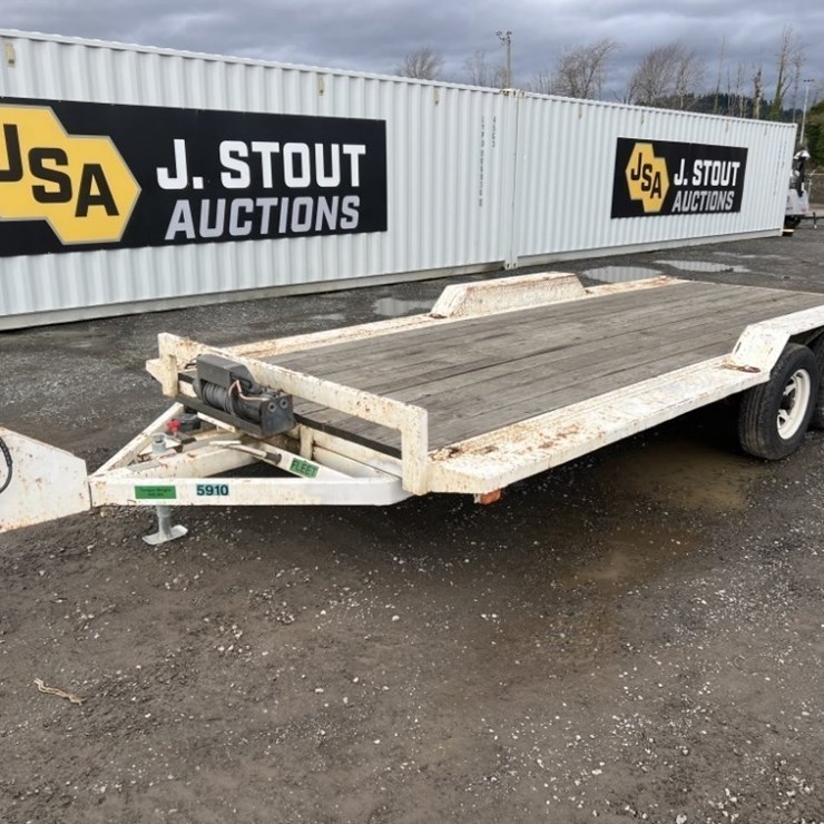 1992 Strong Boy M374 T/A Equipment Trailer