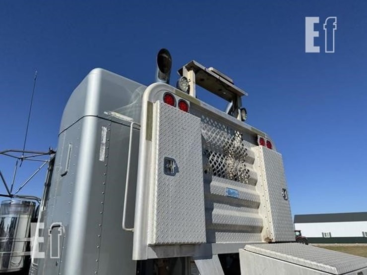 2008-kenworth-t800-image-65