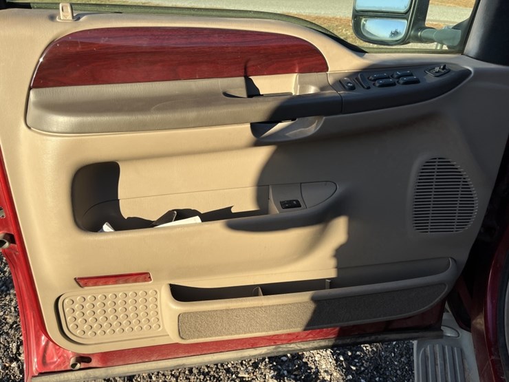 ford-excursion-image-9