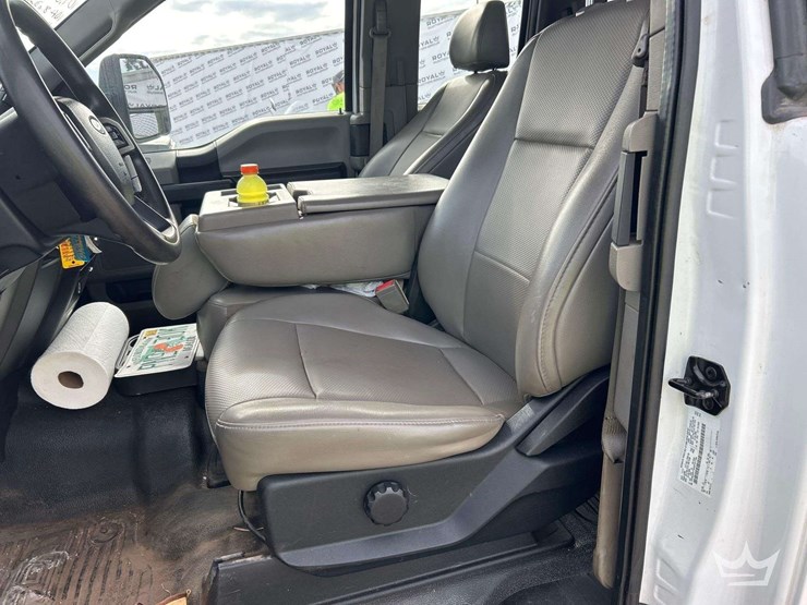 2017-ford-f-550-4x4-ext.-cab-mason-dump-truck-image-13