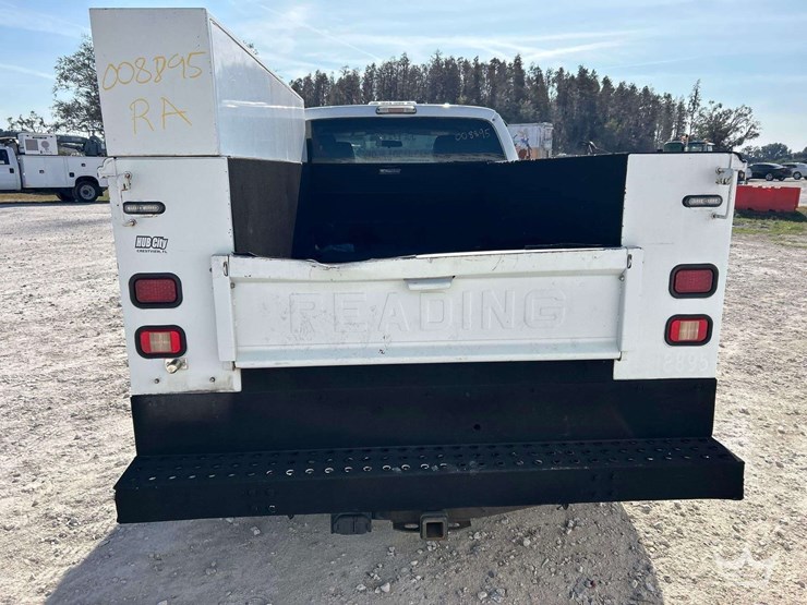 2014-ford-f-250-ext.-cab-service-truck-image-35