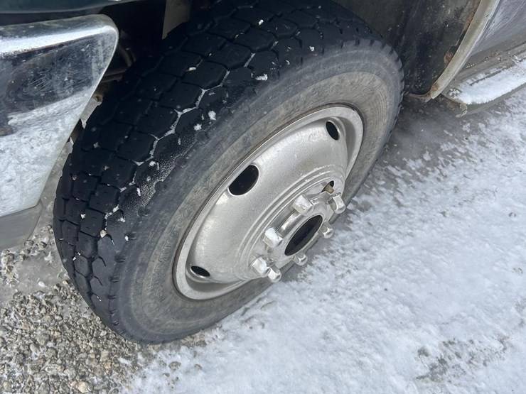 2002-ford-f450-image-22