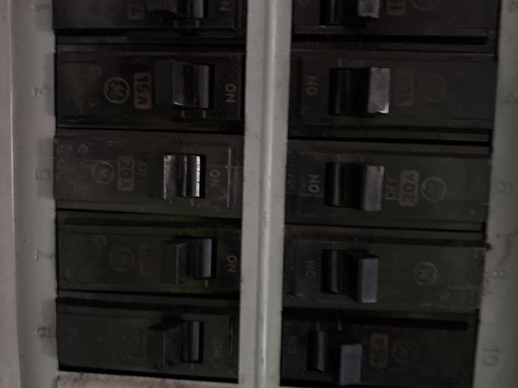 2001-workhorse-custom-chassis-p42-delivery-truck-image-39